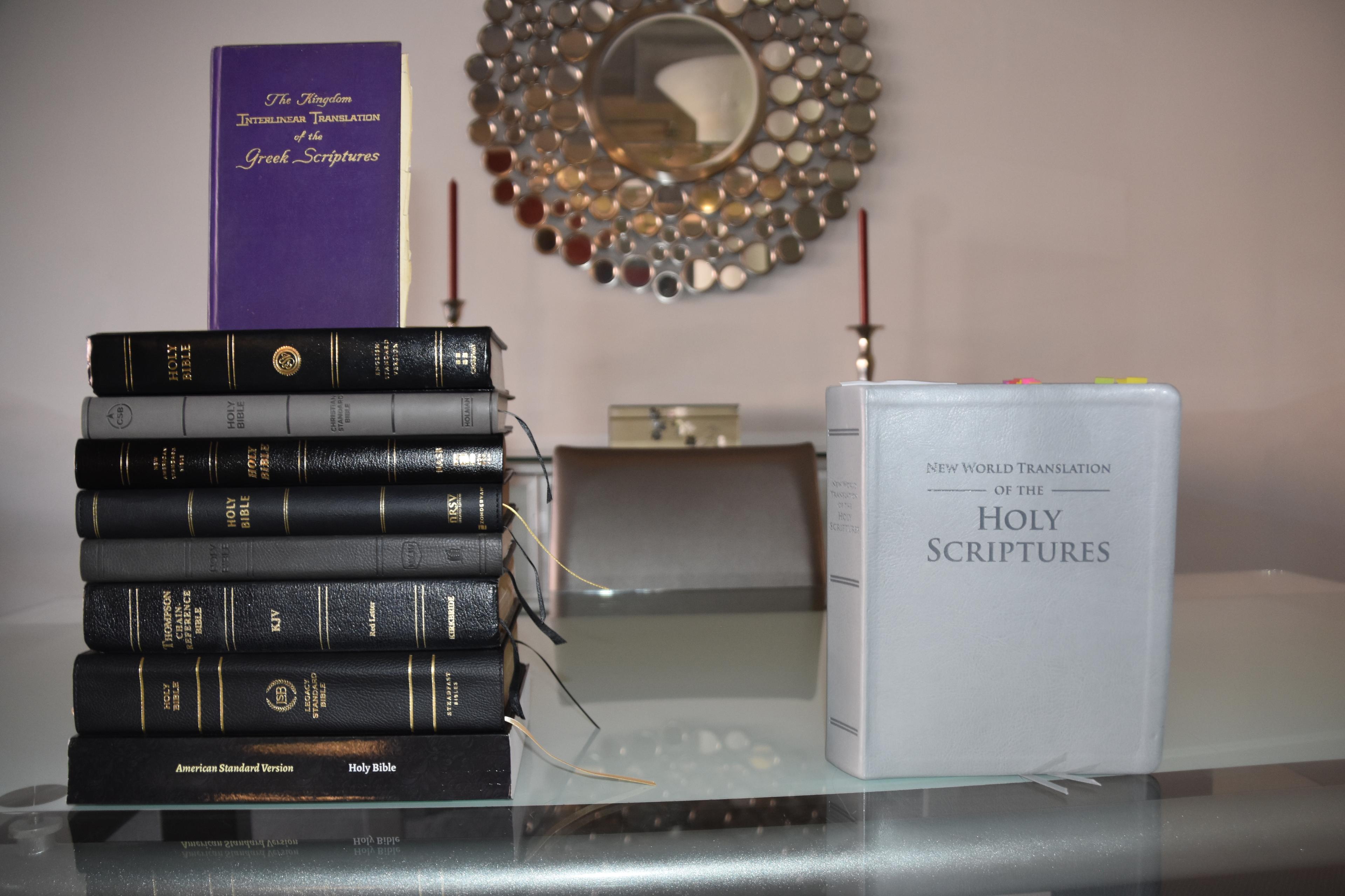 Comparison of 8 Bible translations showing the New World Translation stands alone in its rendering